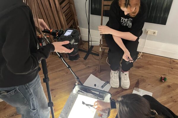 Photo-Stop Motion 3-20